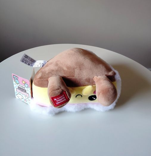 Kawaii Kuties soft toy cake 8"/20cm - New