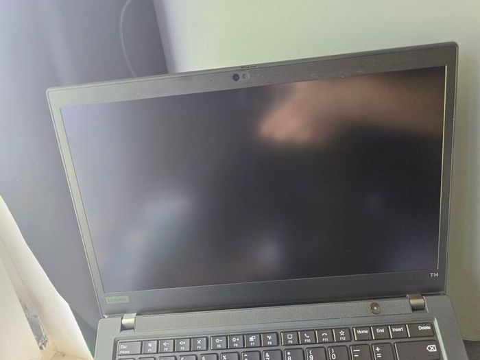 Lenovo Thinkpad T14 Gen 2 I7-1185G7 | 48GB | MX450 | 512GB | 4k