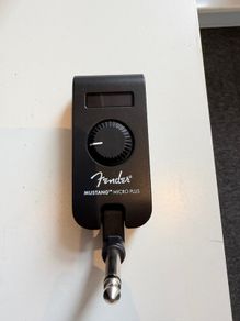 Fender Mustang Micro Plus