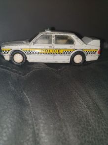 Matchbox Bmw Die.cast 5 Series Police Model