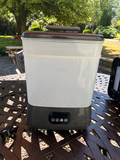 Tommee Tippee Prep Machine and steraliser