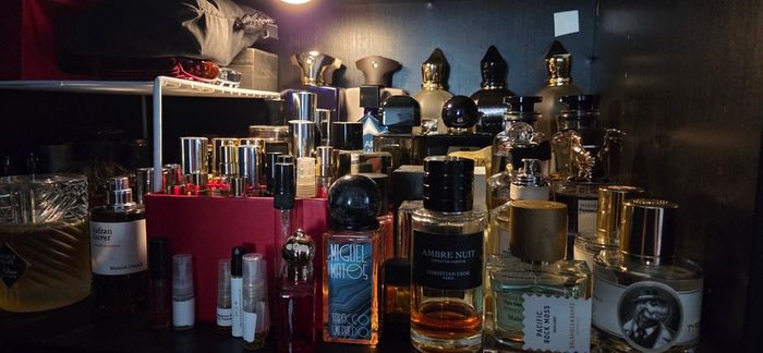samples/ decants of niche and designer fragrances