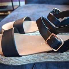 new look sandles