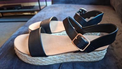 new look sandles