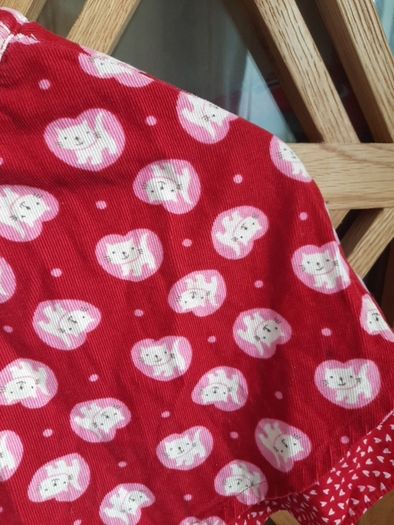 H and M girls skirt size 4 years cats