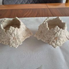 2 Tea lights