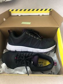 Women Safty Shoes - Dunlop size UK 6