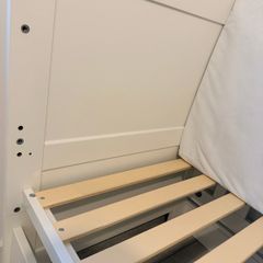 Baby cot bed