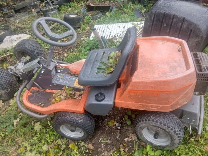 2 husqvarna rider mowers