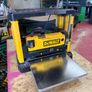 Dewalt DW733 Image 2