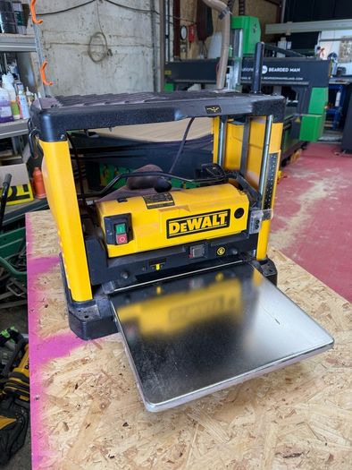 Dewalt DW733