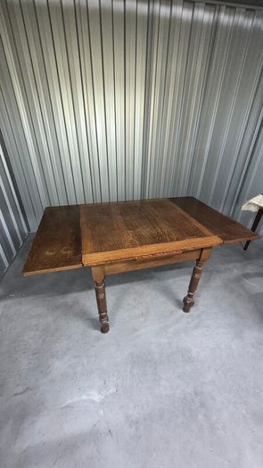 Vintage Oak Extendable Table + 4 Matching Chairs