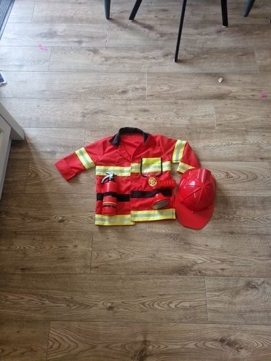 melissa & doug fireman costume