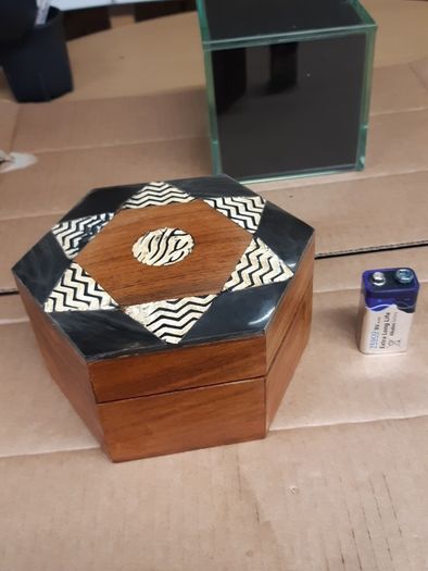 Trinket box inlaid