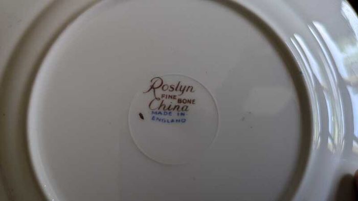 Roslyn Fine Bone China Vintage Tea Set