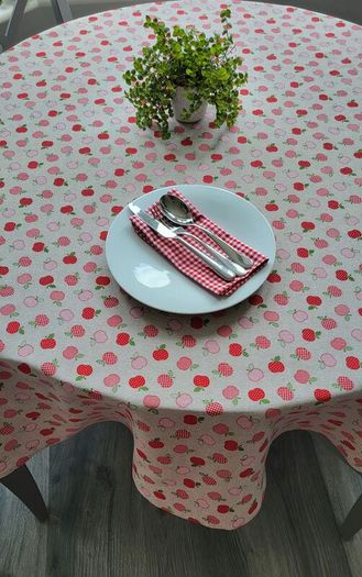 Tablecloth Round " Little Apples "