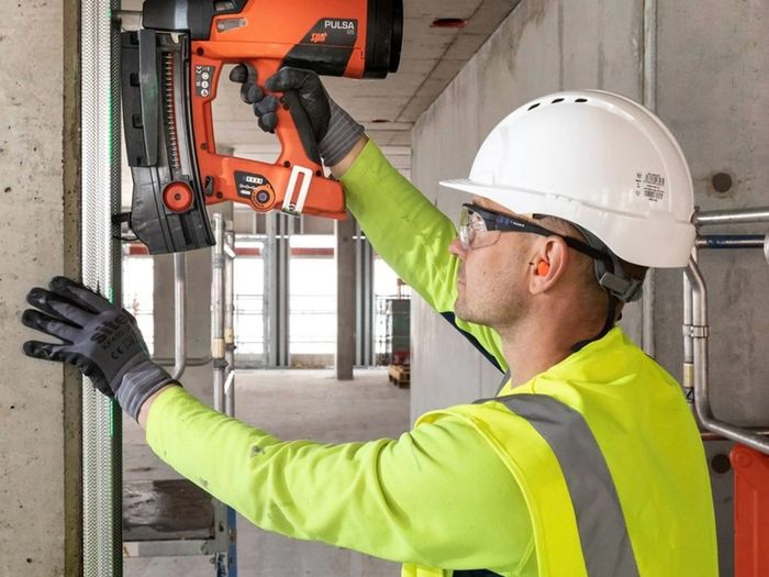 Spit Pulsa 65 / Gas nailer