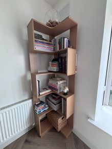 Corner bookshelve