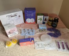 Breastfeeding pack