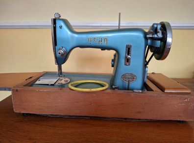 Antique USHA Sewing Machine