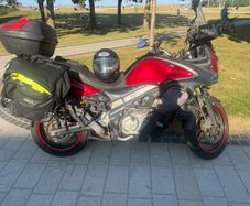 Suzuki V-Strom 650cc