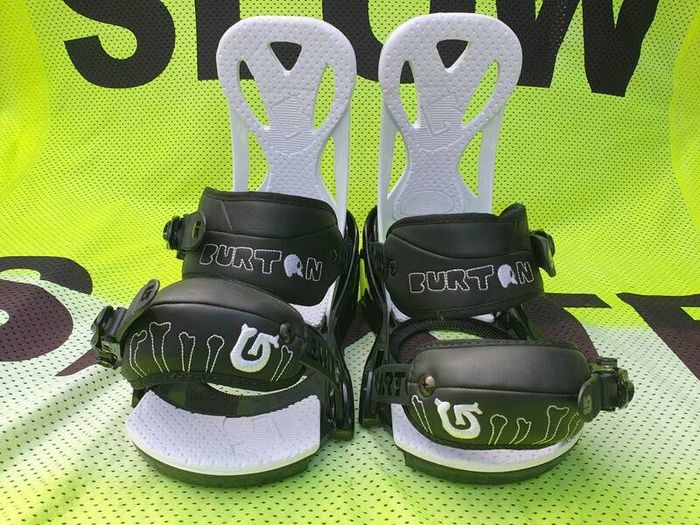 Burton snowboard bindings
