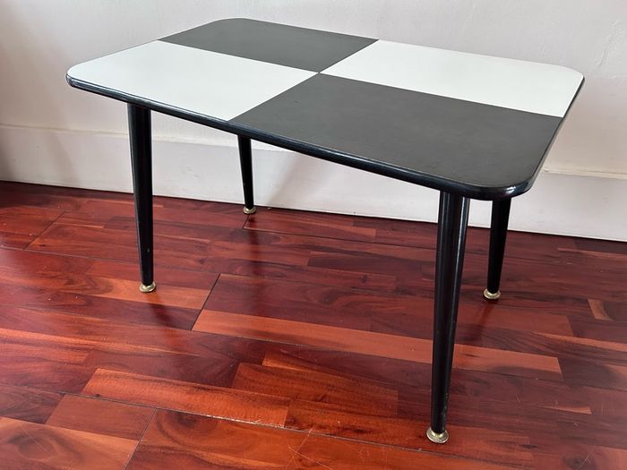 Retro 1960s atomic coffee table vintage
