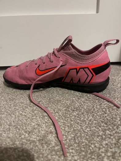 Nike Astro football boots