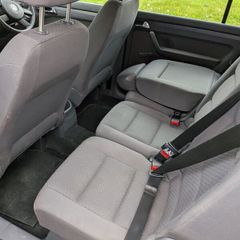 Touran middle row ideal for caddy conversion