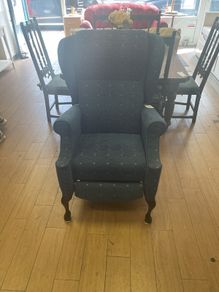 wing back recliner armchair