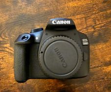 Canon 1300D Camera