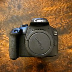 Canon 1300D Camera