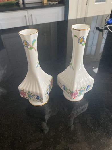 Aynsley vases  Pembroke