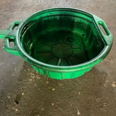 Oil pan