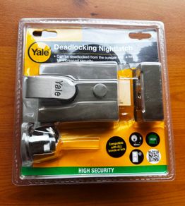 Yale Deadlock Nightlatch