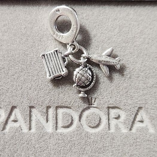 Pandora travel trio charm