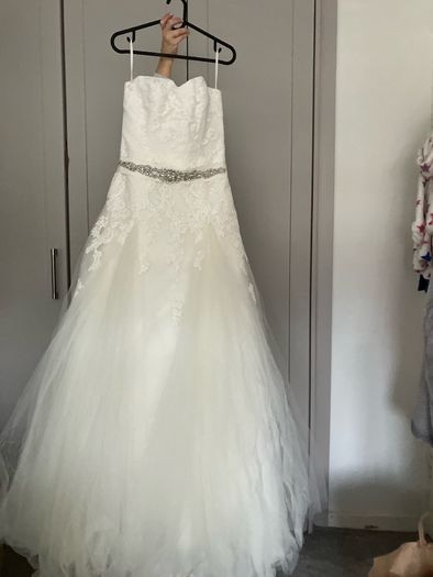 wedding dress