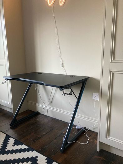 gaming desk