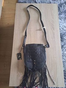 BNWT black medium size cross body shoulder fringe bag Atmosphere Postage included