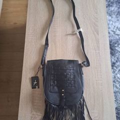 BNWT black medium size cross body shoulder fringe bag Atmosphere Postage included