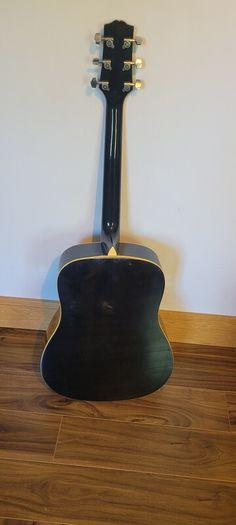 left hand guitar & case