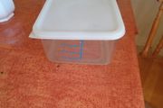 Rubbermaid Kitchen Container for Sale