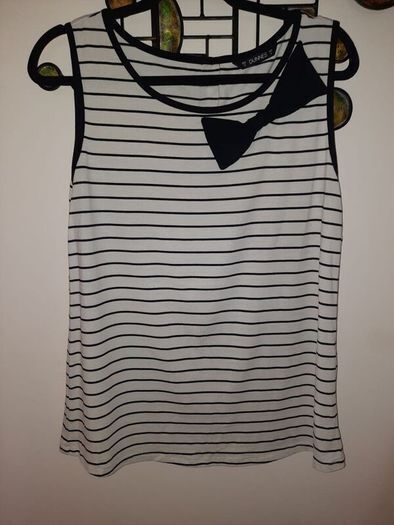 Ivory & Black Stripe Sleeveless Top , UK 16 (Fits 18)