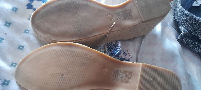 Ladies shoes