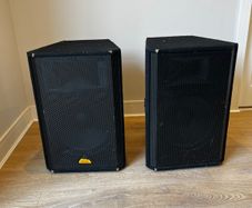 Behringer Passive Speaker