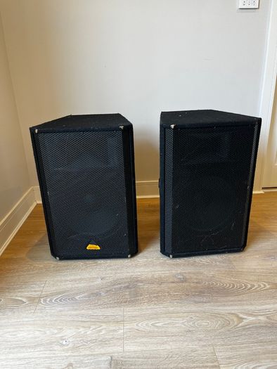 Behringer Passive Speaker