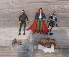 As New Marvel Legends Set big size + extras
