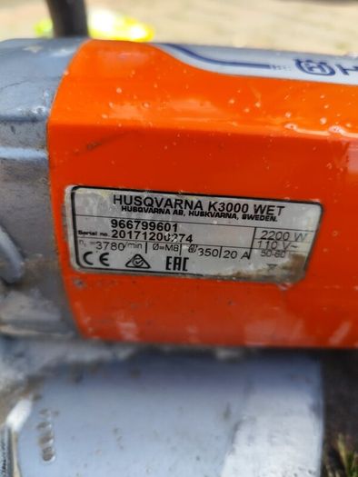 Husquvarna Electric con saw