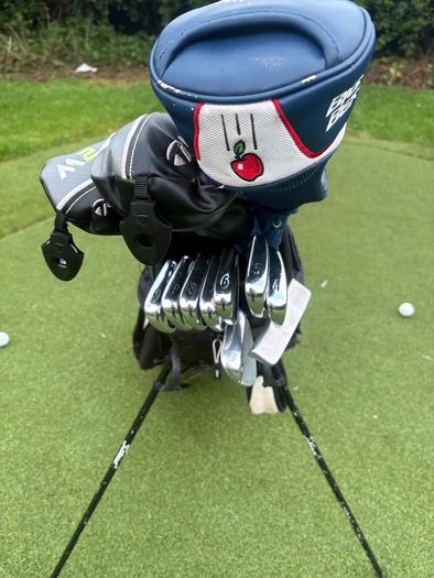 Full set of Premium golf clubs and bag