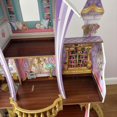doll house